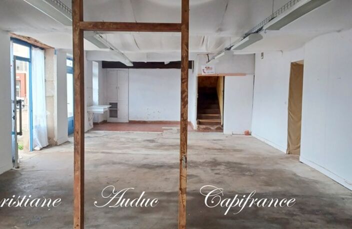 Immeuble de 168 m² entre Cluny et Charolles à Saint Bonnet de Joux — photo 4