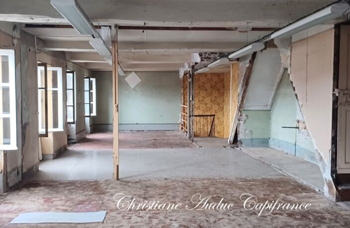 Immeuble de 168 m² entre Cluny et Charolles à Saint Bonnet de Joux — photo 5