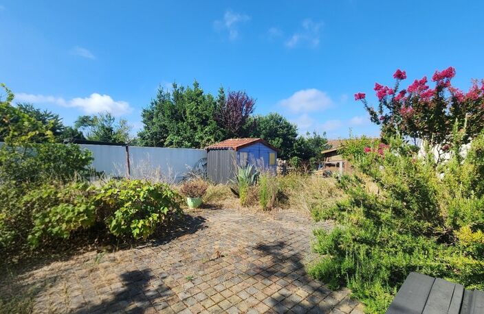 Maison à vendre de plain-pied 139m² - 5 pièces - LE CHATEAU D'OLERON (17) — photo 2