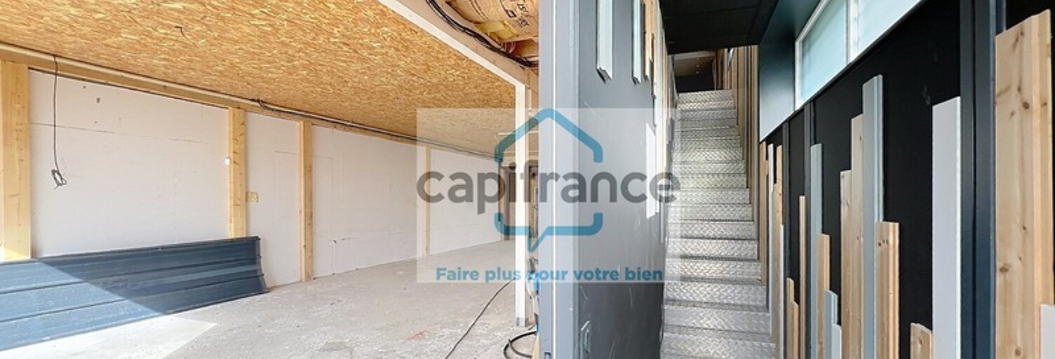 Bureau  280 m² à louer à Porte-de-Savoie (73800)