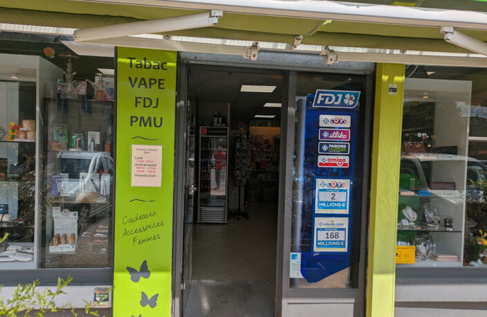 TABAC LOTO – Nord Gironde 33 - Coeur de bourg — photo 3