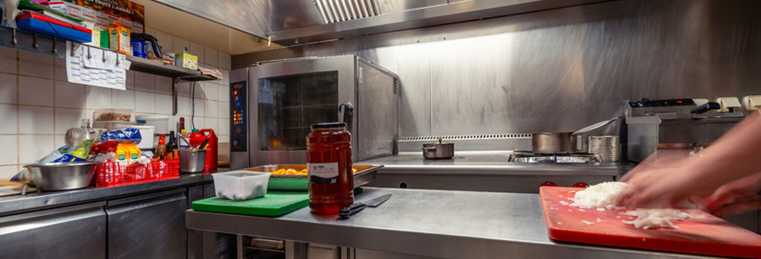 Commerce 6 Pièces 146 m² à vendre à Pau (64000)