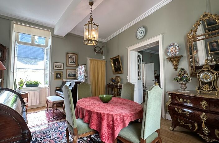 SAUMUR Centre-ville Historique, A 100m de la Place Saint Pierre, Appartement de style 1 chambre possibilité 2 — photo 4