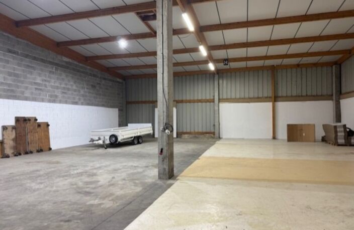 Locaux industriels de 960 m² à louer SONNAY (38) RESTE UN LOT DE 500 M² — photo 3