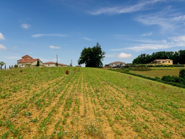 Dpt Gers (32), à BASSOUES, à vendre terrain de 3 000,00 m² — photo 1