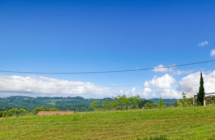 Dpt Gers (32), à BASSOUES, à vendre terrain de 3 000,00 m² — photo 4