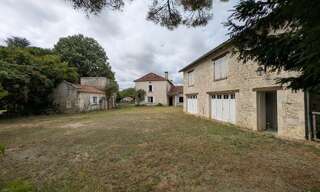 Maison 7 Pièces 192 m² à vendre à La Chapelle-Montabourlet (24320)