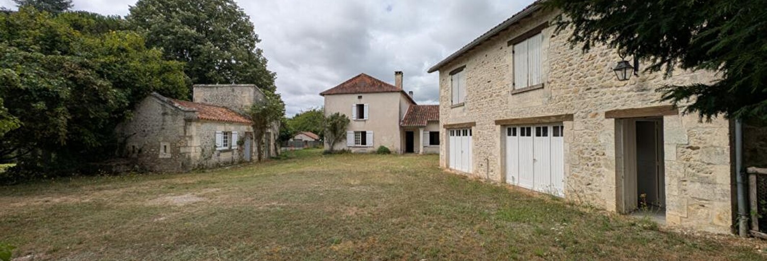 Maison 7 Pièces 192 m² à vendre à La Chapelle-Montabourlet (24320)