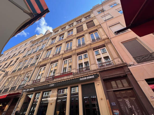 Appartement T2 entièrement rénové de 50.48m2 rue Mercière ! — photo du bien