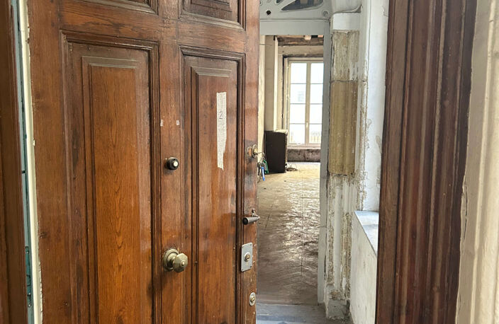 Appartement T2 entièrement rénové de 50.48m2 rue Mercière ! — photo 2