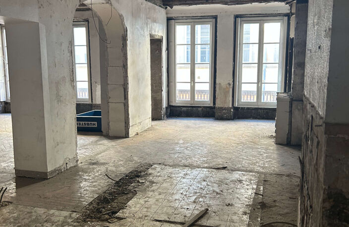 Appartement T2 entièrement rénové de 50.48m2 rue Mercière ! — photo 4