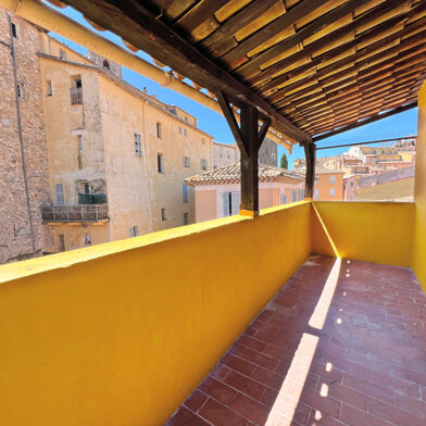 Appartement 4 pièces 157000 €