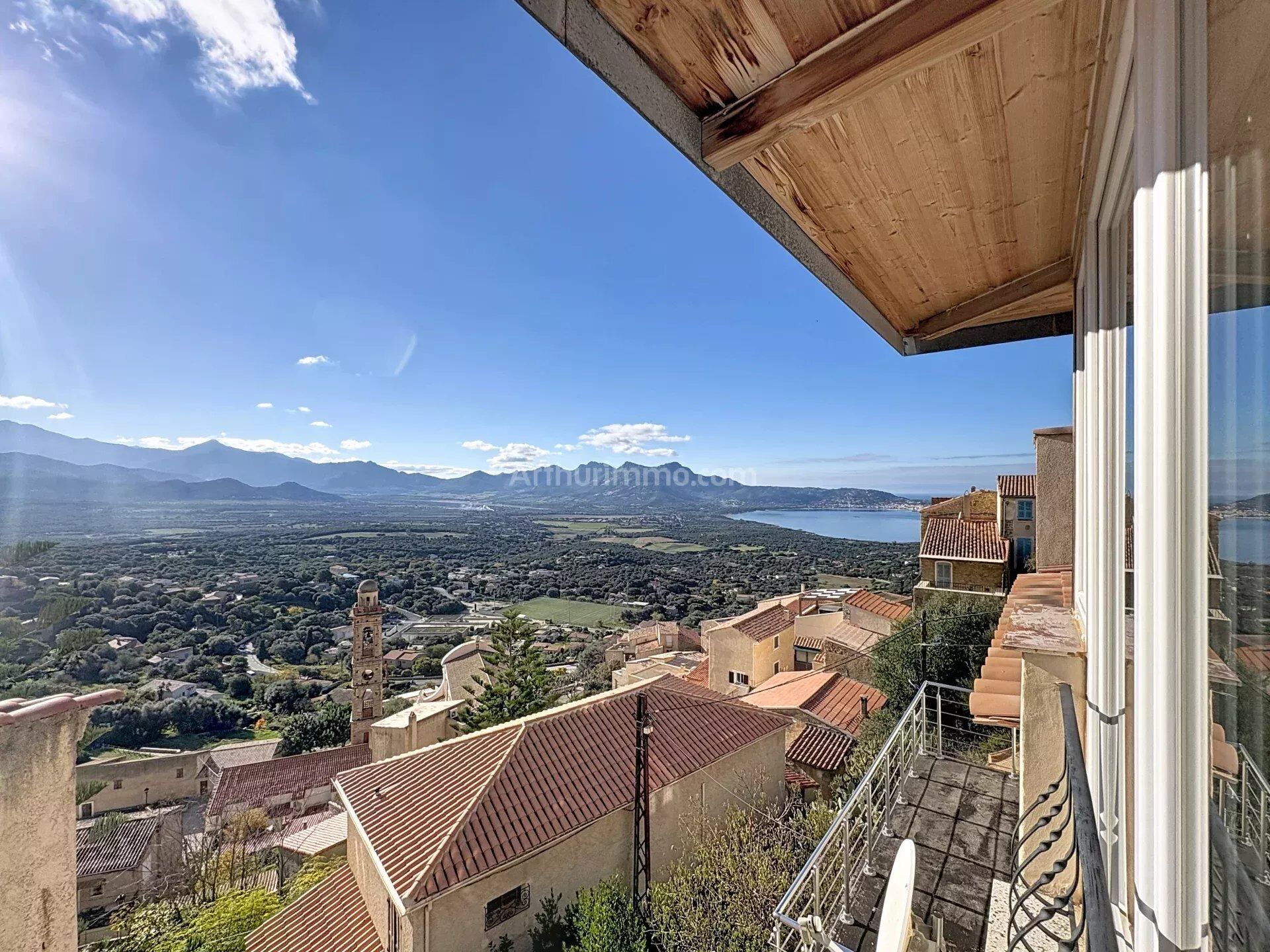 Maison 3 pièces 41 m² · à Lumio · 41 m² · 320 000 €