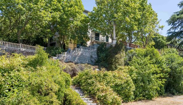 Propriété 10 pièces  à vendre Marseille 12eme 13012