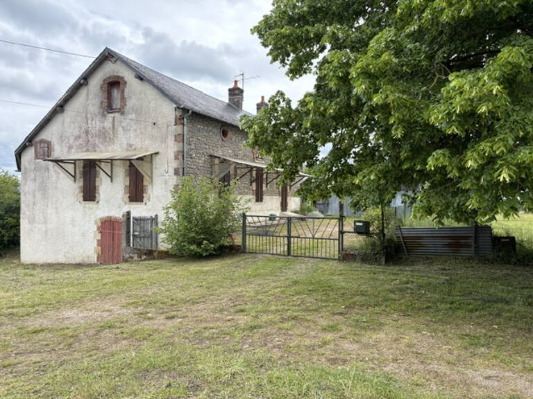 MAISON DE CAMPAGNE DANS UN CADRE CHAMPETRE - CERCY LA TOUR — photo 1