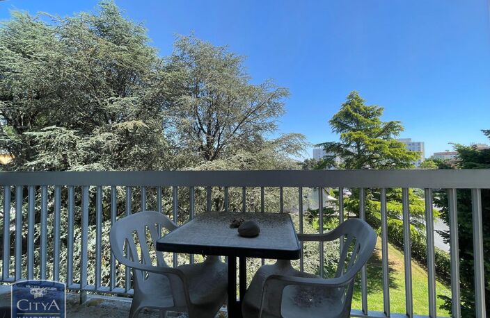 Vente appartement 1 pièce 45 m² Châteauroux (36000) — photo 2