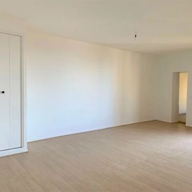 Appartement 2 pièces 1058 €