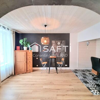 Immeuble  298700 €