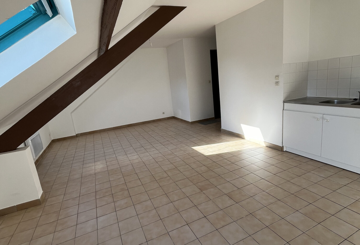Appartement 2 chambres Avesnes Le Comte — photo 1