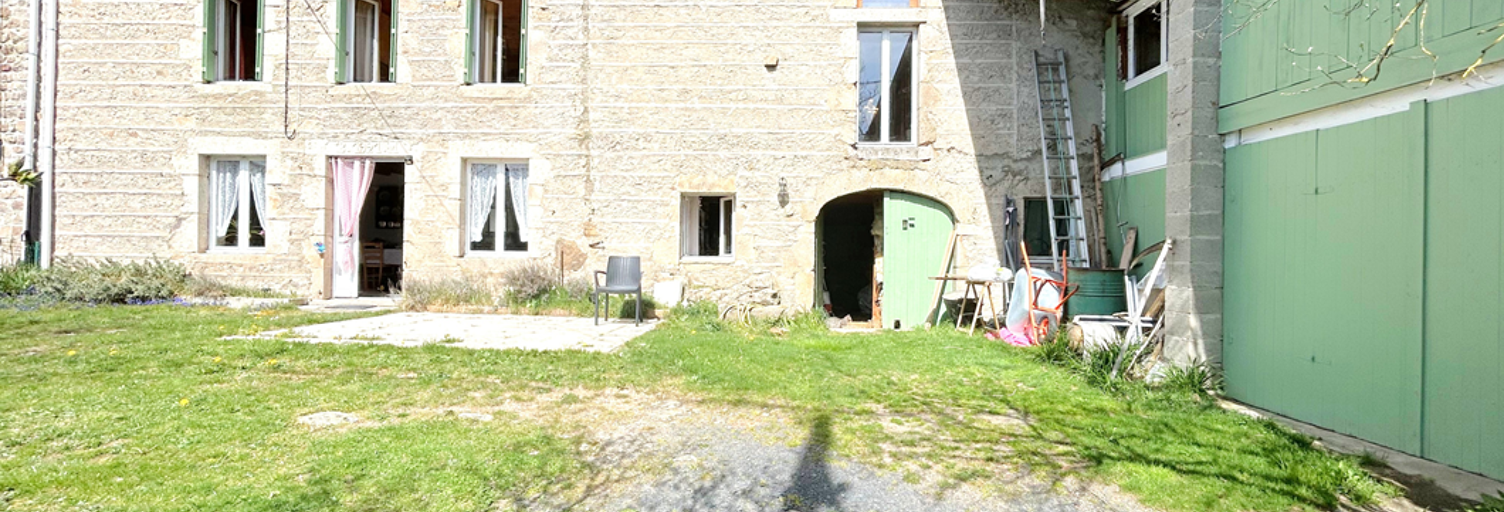 Maison 4 Pièces 104 m² à vendre à Saint-Pal-de-Chalencon (43500)