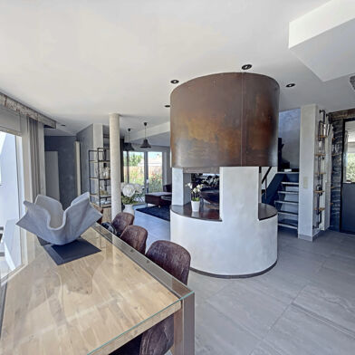 Maison 4 pièces 899000 €