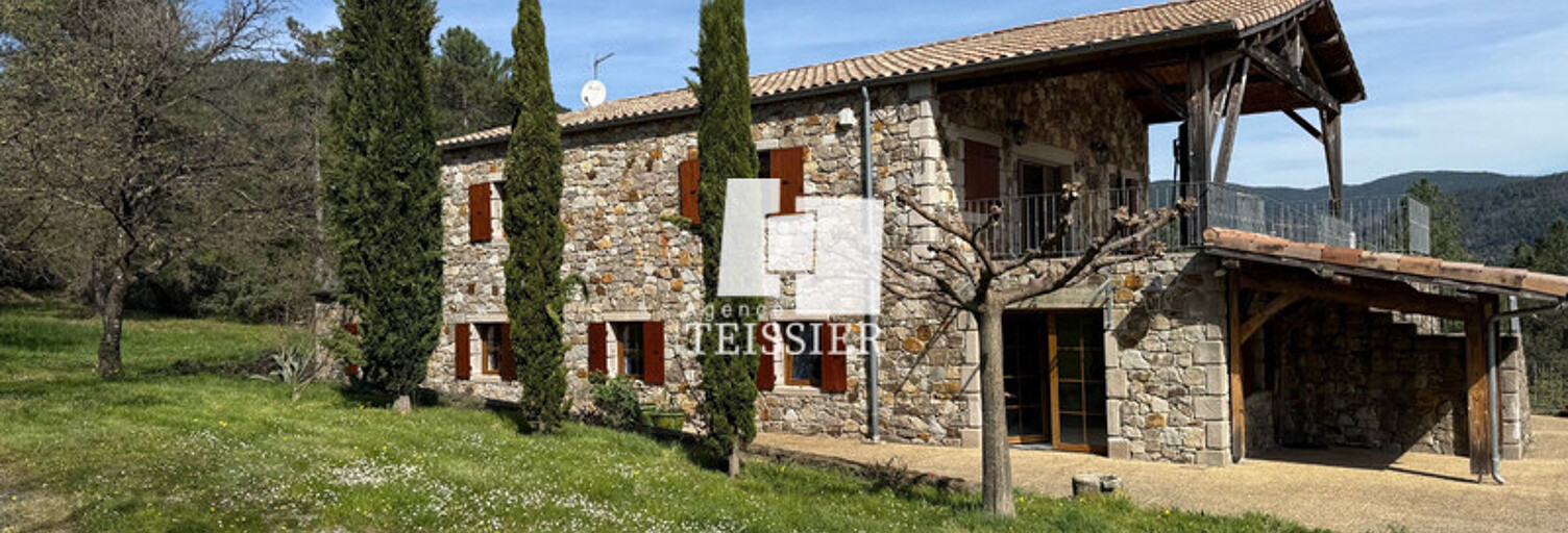 Maison 9 Pièces 216 m² à vendre à Saint-Pierre-Saint-Jean (07140)