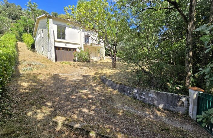 MAISON T5 / JARDIN / GARAGE / DEPENDANCE — photo 2