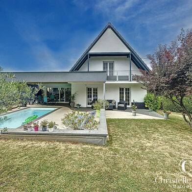 Maison 7 pièces 530000 €