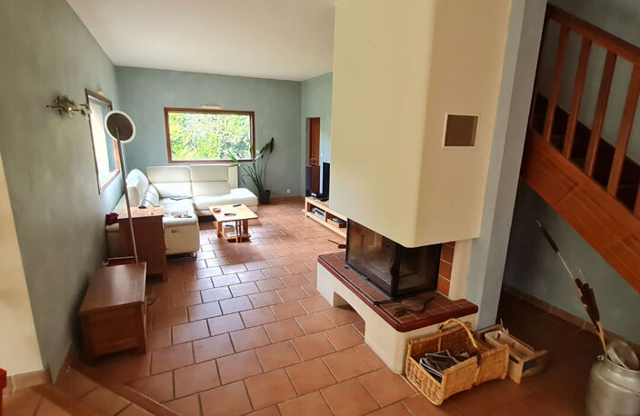 Maison Cintre 8 pièce(s) 200 m2 — photo 5
