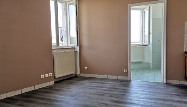 Appartement 1 pièces  à louer Argences-en-Aubrac 12420