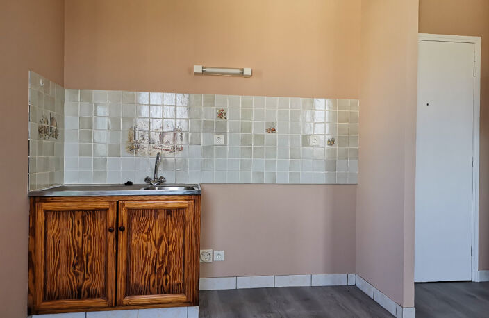 Appartement SAINTE GENEVIEVE - 1 pièce(s) - 24.12 m² — photo 4