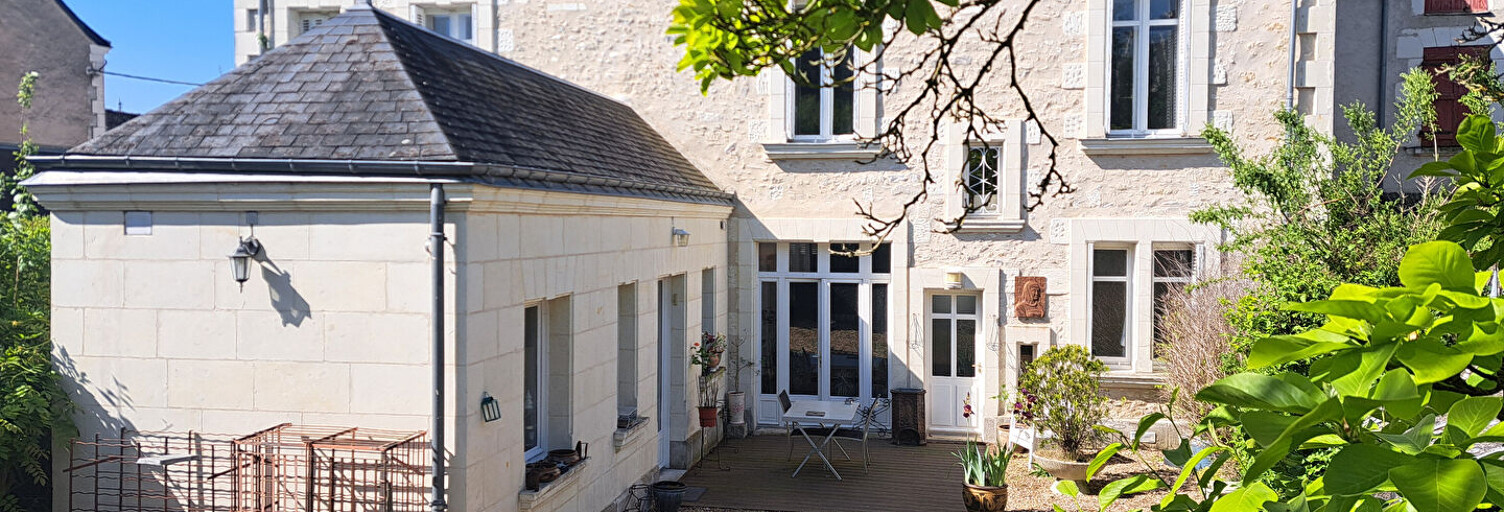 Maison 11 Pièces 294 m² à vendre à Descartes (37160)