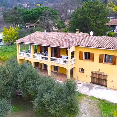 Maison 5 pièces 399000 €