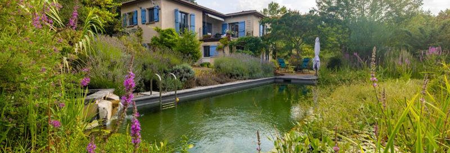 Maison 6 Pièces 153 m² à vendre à Bonnes (16390)