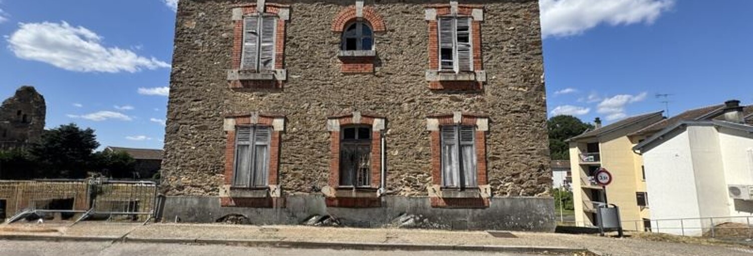 Maison 6 Pièces 180 m² à vendre à Châlus (87230)
