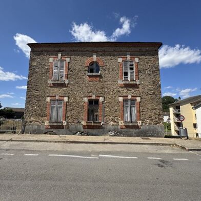 Maison 6 pièces 20000 €