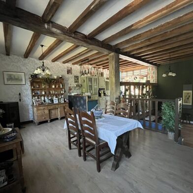 Maison 6 pièces 148400 €