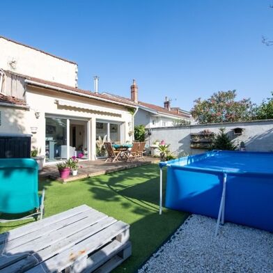 Maison 5 pièces 410670 €