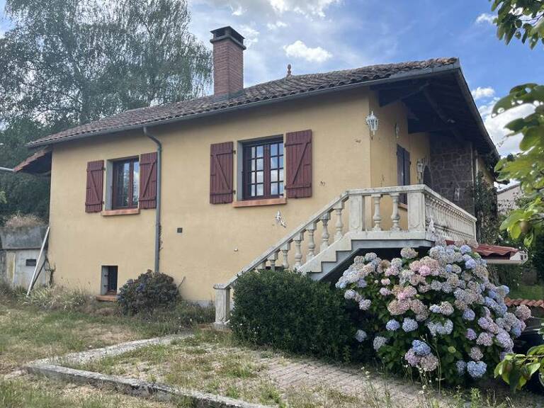 Maison en pierre de 4 pièces principales — photo 1