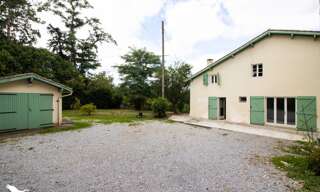 Maison 6 Pièces 198 m² à vendre à Ramous (64270)