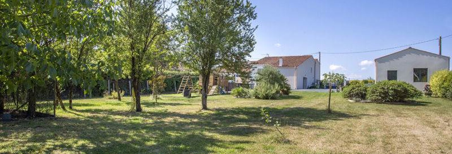 Maison 6 Pièces 187 m² à vendre à Saint-Jean-de-Liversay (17170)