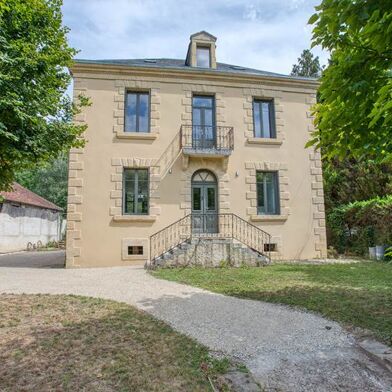Maison 7 pièces 495000 €