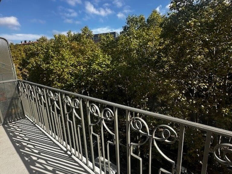 Appartement de type T3meublé  trés lumineux avec ascenseur / — photo 1