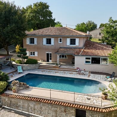 Maison 5 pièces 390000 €