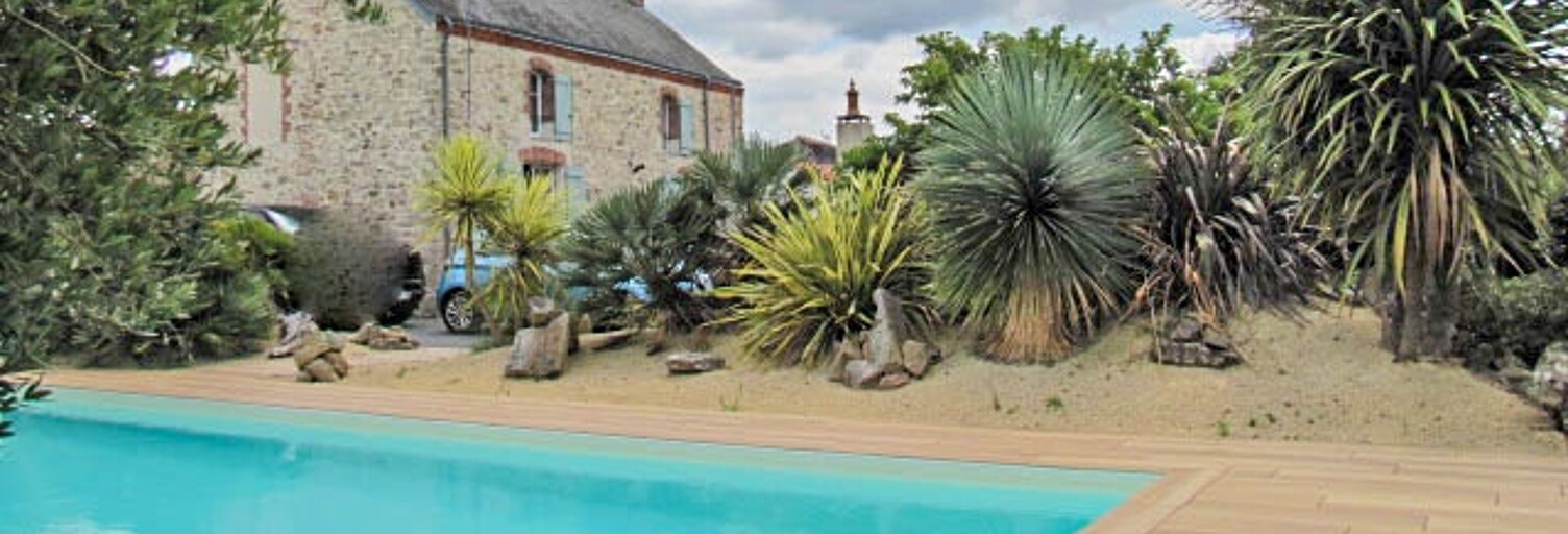 Maison 6 Pièces 144 m² à vendre à Beaulieu-sous-la-Roche (85190)