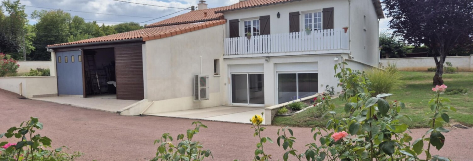 Maison 5 Pièces 137 m² à vendre à Romagne (86700)