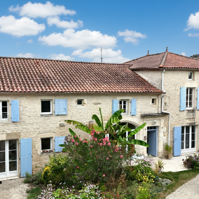 Maison 10 pièces 469000 €