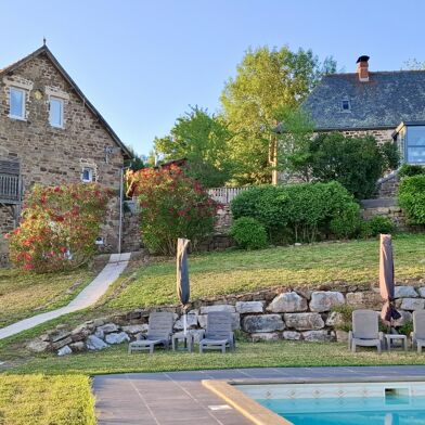 Maison 10 pièces 676500 €