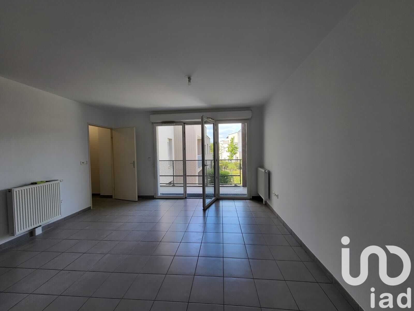 Vente Appartement 3 pièces - Photo 2