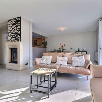 Maison 7 pièces 409000 €